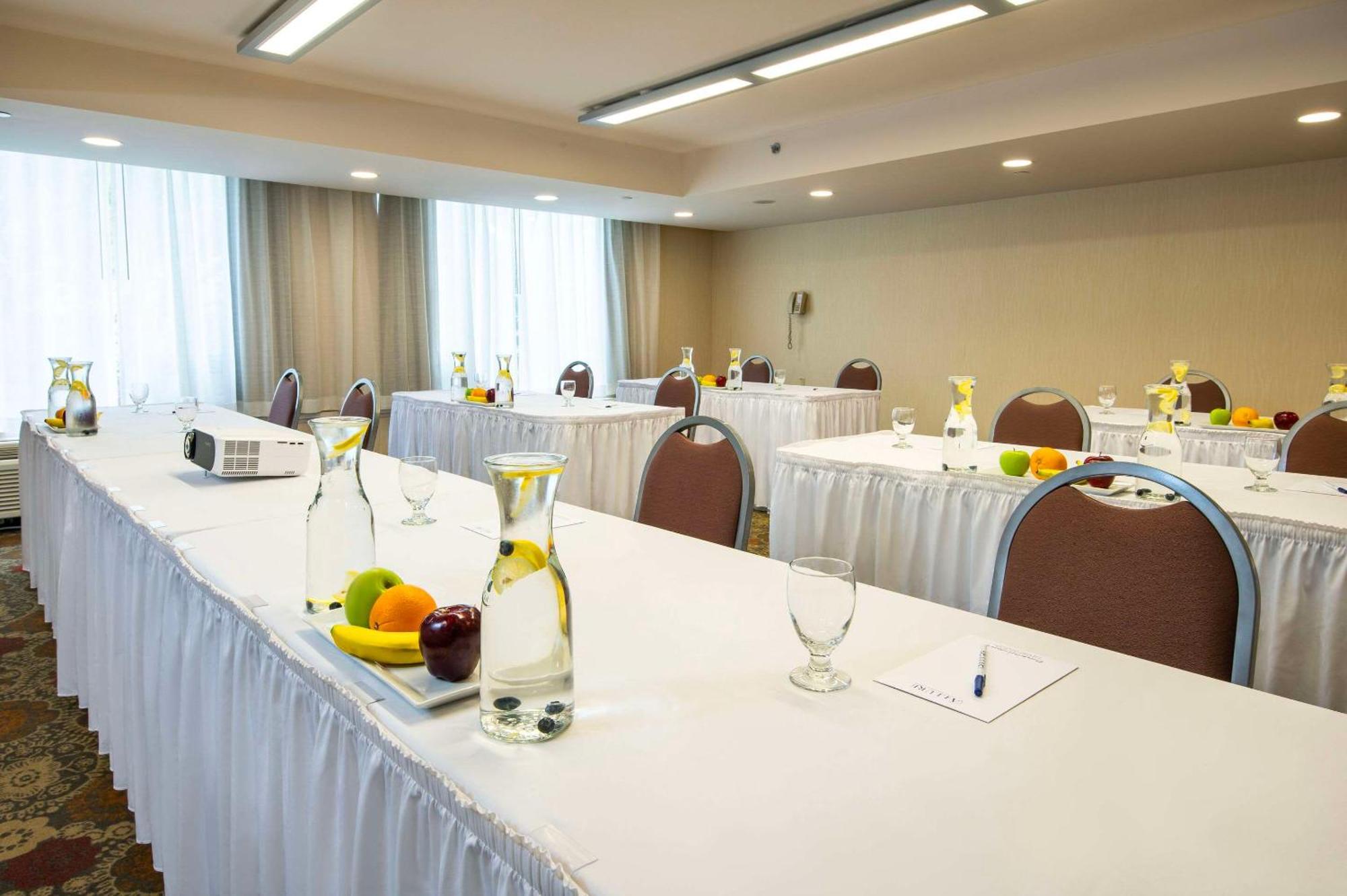 Allure Hotel & Conference Centre, Ascend Hotel Collection Barrie Kültér fotó