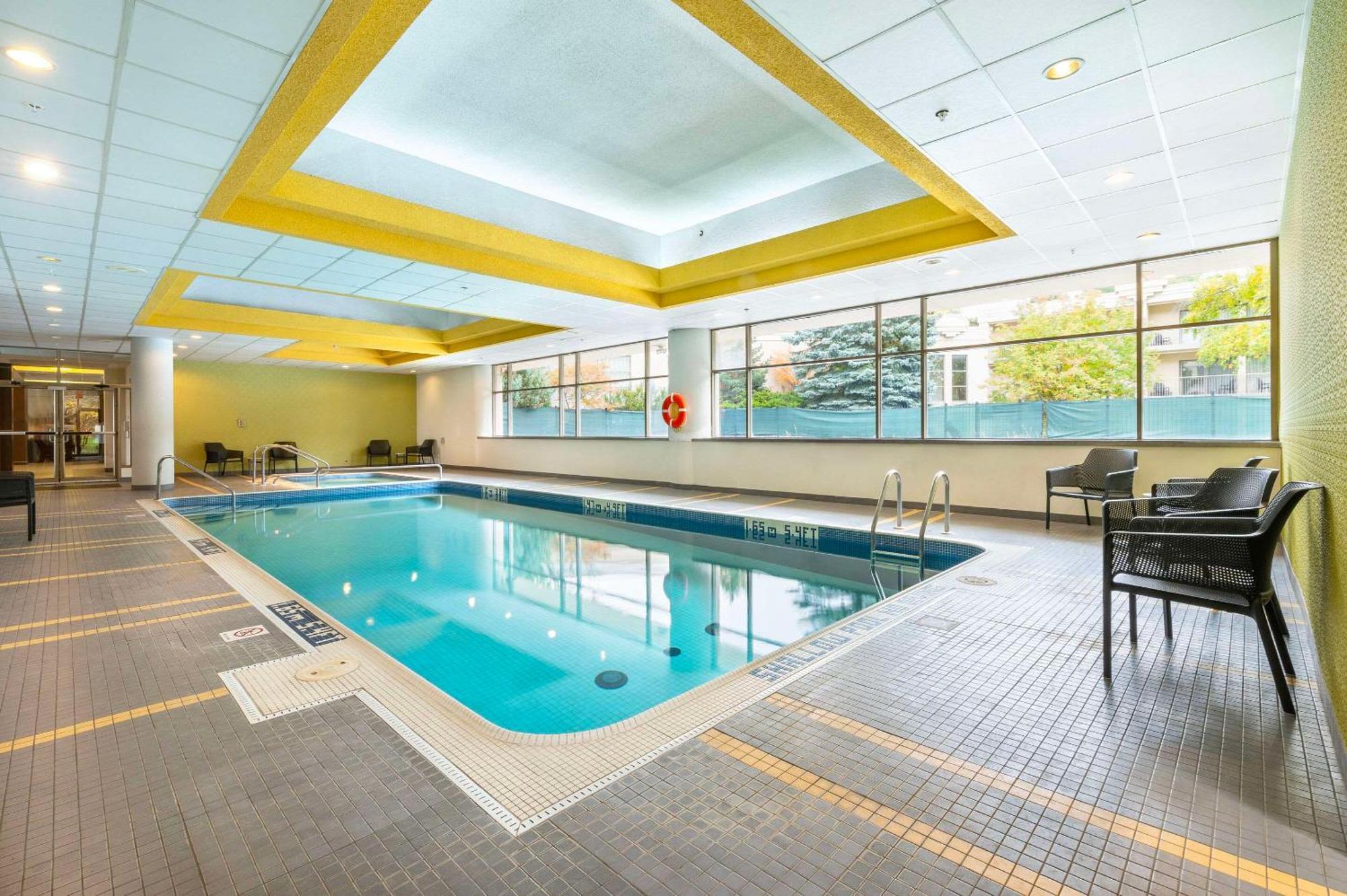 Allure Hotel & Conference Centre, Ascend Hotel Collection Barrie Kültér fotó